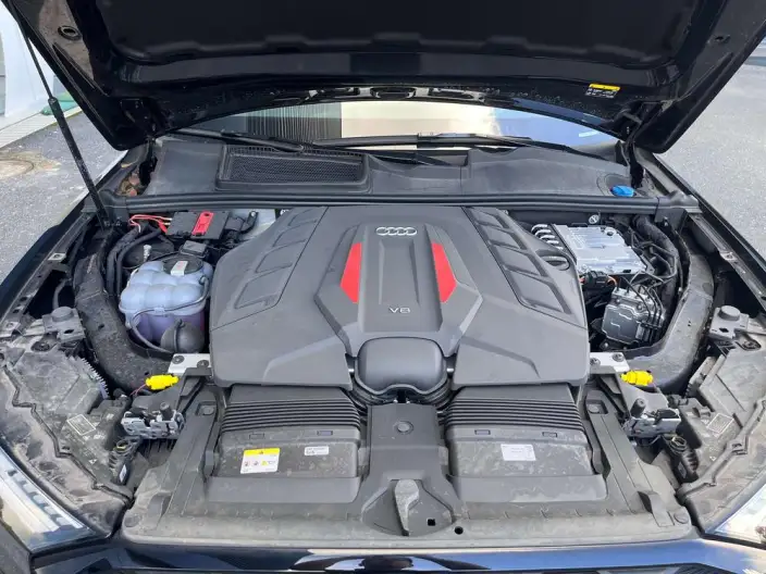 AUDI SQ7 2024 Model 4.0 TFSI – фото 6