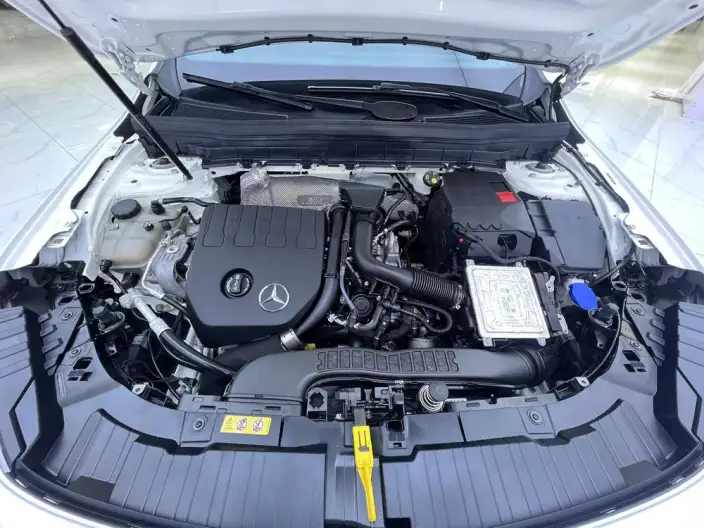 Mercedes-Benz GLB 2022 Model Facelift GLB 180 Dynamic Model – фото 8