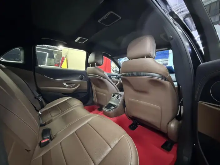Mercedes-Benz E-Class 2023 Model E 300 L Fashion Model sedan – фото 9