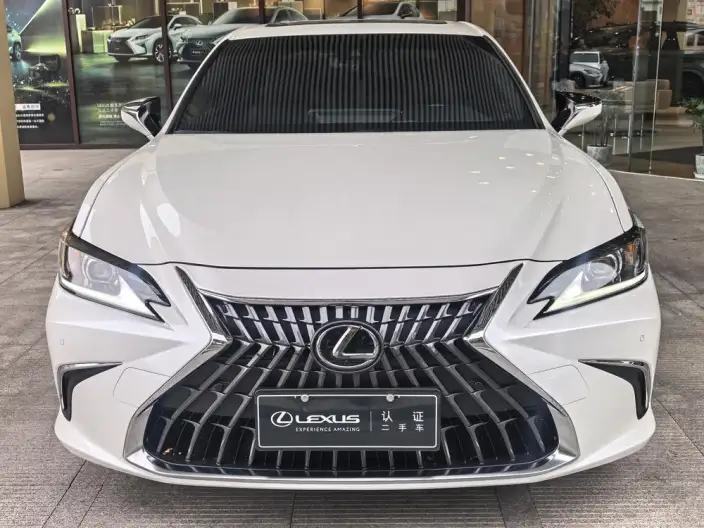 Lexus ES 2022 Model 200 Superior Edition – фото 2