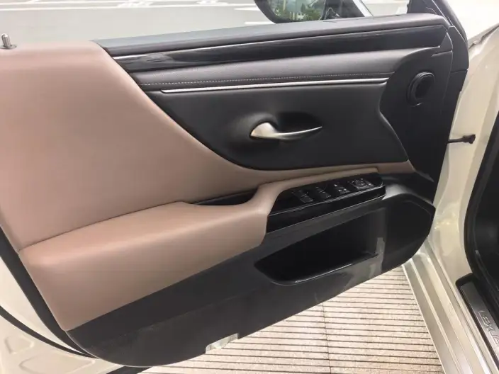 Lexus ES 2022 Model 200 Superior Edition – фото 7