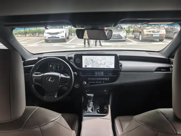 Lexus ES 2022 Model 200 Superior Edition – фото 9