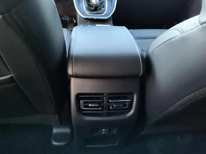 Haval M6 2021 Model PLUS 1.5T Manual Luxury Smart Connect Model – фото 8
