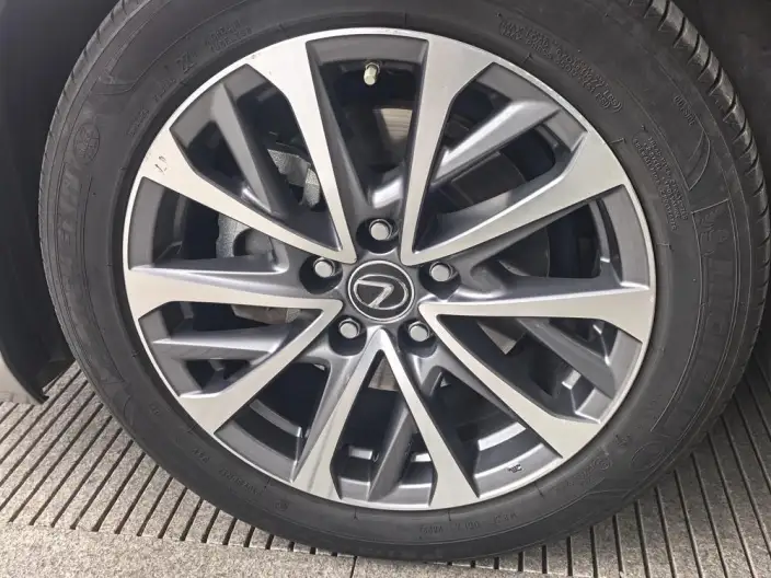 Lexus ES 2022 Model 300h Superior Edition – фото 9