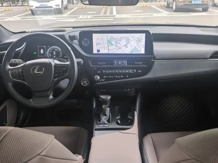 Lexus ES 2022 Model 300h Superior Edition – фото 10