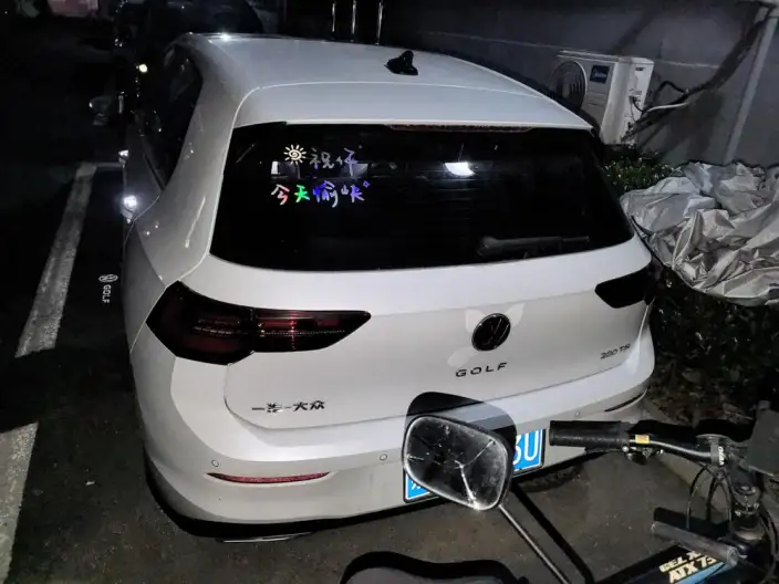 Volkswagen Golf 2023 Model 280TSI DSG R-Line Lite – фото 5