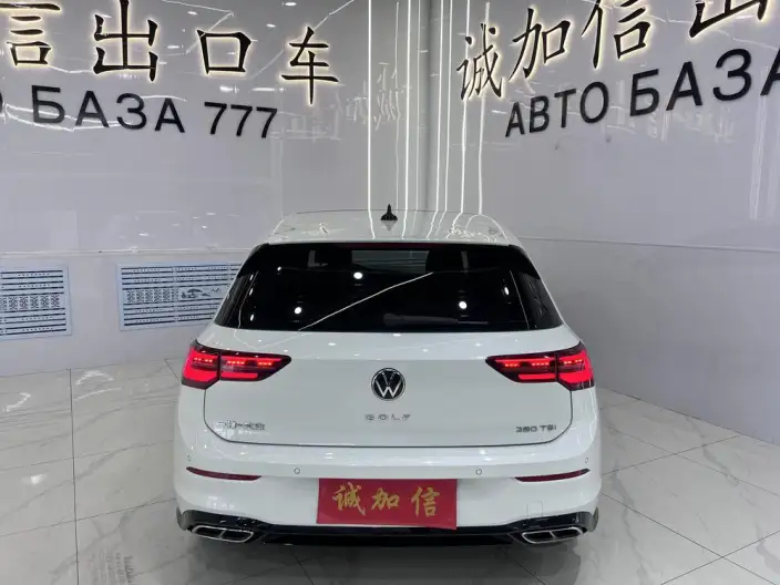 Volkswagen Golf 2023 Model 280TSI DSG R-Line Lite – фото 5