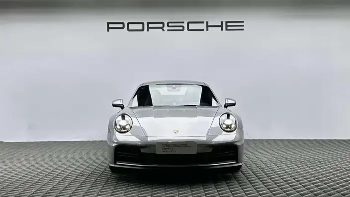 PORSCHE 911 2025 Model Carrera 3.0T