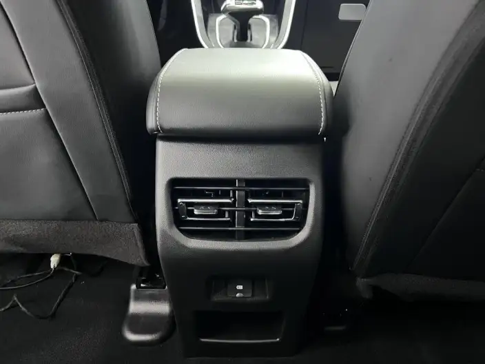 Haval M6 2021 Model PLUS 1.5T DCT Luxury Smart Connect Model – фото 9