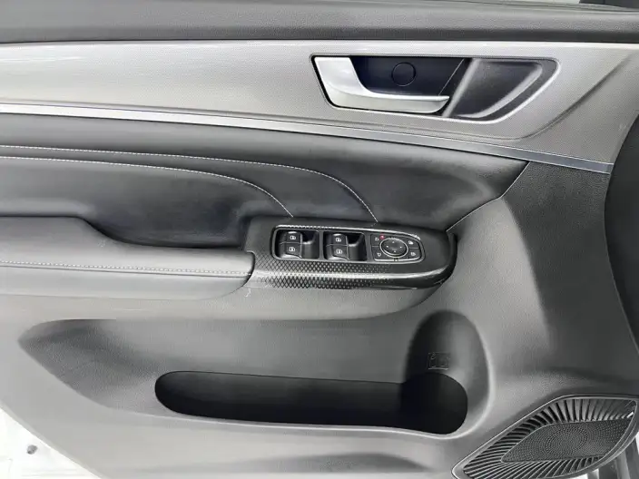 Haval M6 2021 Model PLUS 1.5T DCT Luxury Smart Connect Model – фото 10