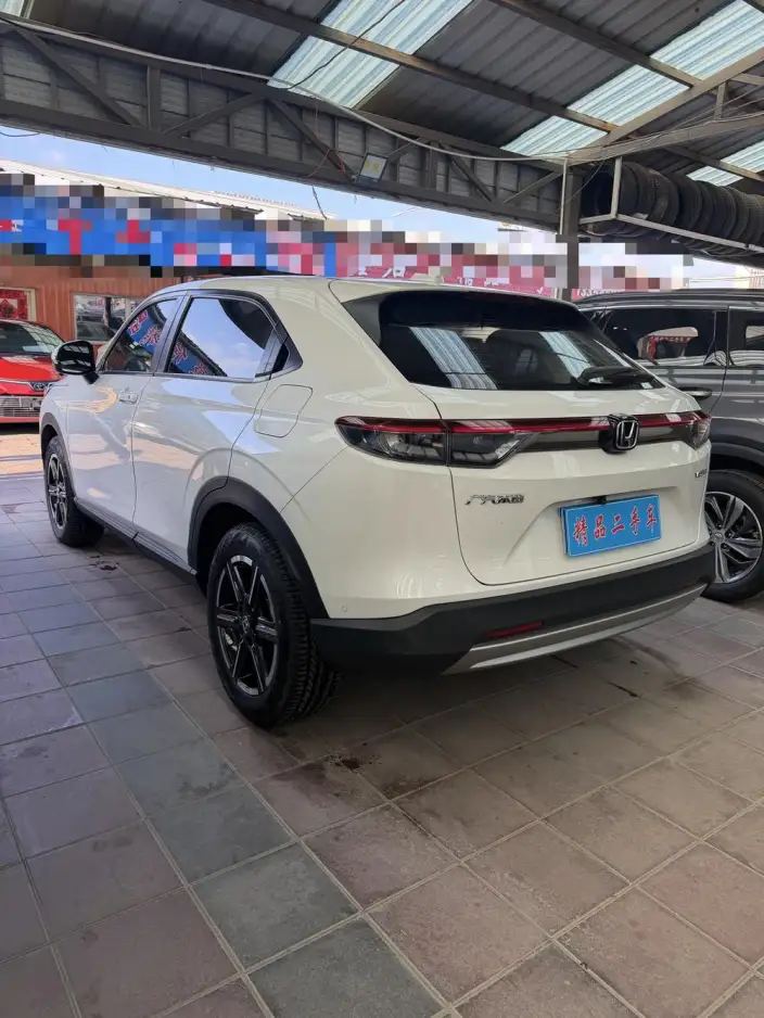 Honda Vezel 2023 Model 1.5L CVT Technology Edition – фото 4