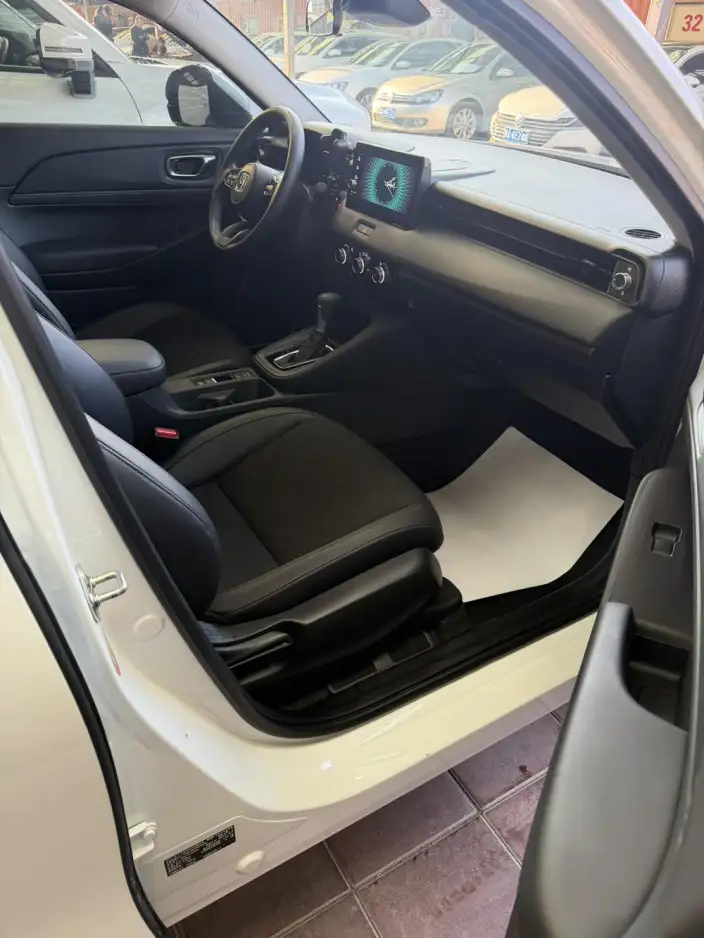 Honda Vezel 2023 Model 1.5L CVT Technology Edition – фото 9