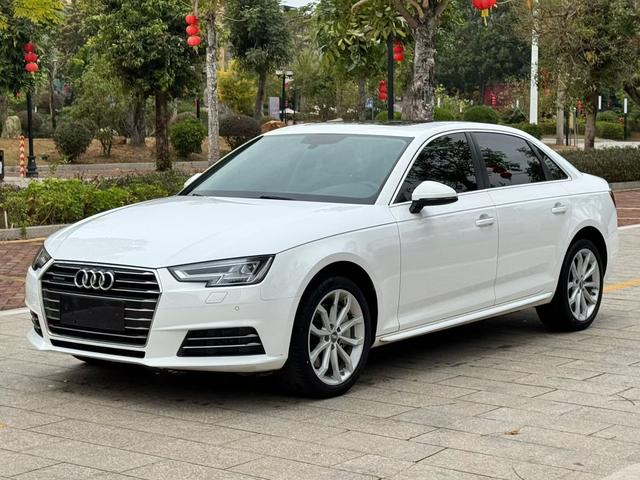 Audi A4 L 2017 модификация 45 TFSI quattro Fashion тип – фото 1