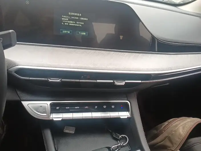Changan Eado 2023 Model PLUS Changxiang Edition Blue whale NE 1.4T GDI DCT Noble Model – фото 8