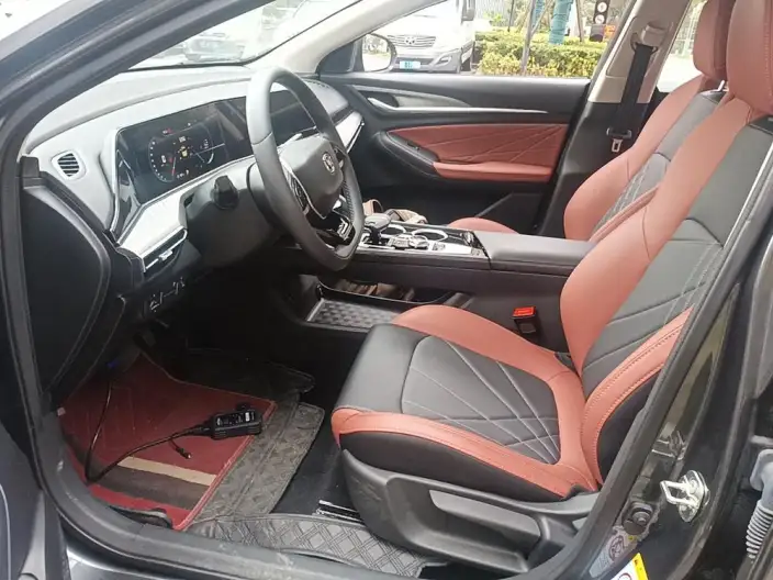 Changan Eado 2023 Model PLUS Changxiang Edition Blue whale NE 1.4T GDI DCT Noble Model – фото 10