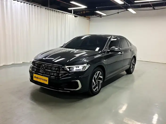 Volkswagen Sagitar 2023 Model 280TSI DSG Beyond Edition