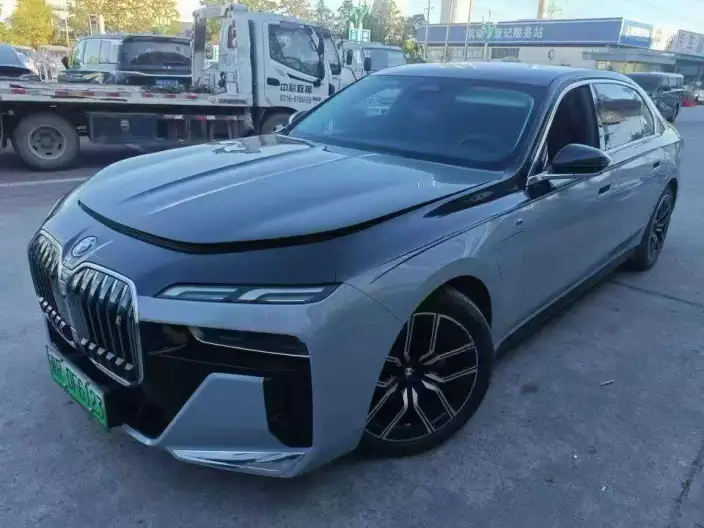 BMW i7 2023 Model eDrive50L Leading Model M Sports Set – фото 1