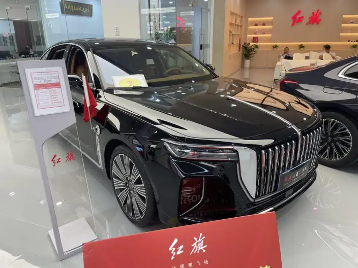 HONGQI H9 2025 Model Facelift 2.0T Flag Xiang Luxury Business Edition – фото 3