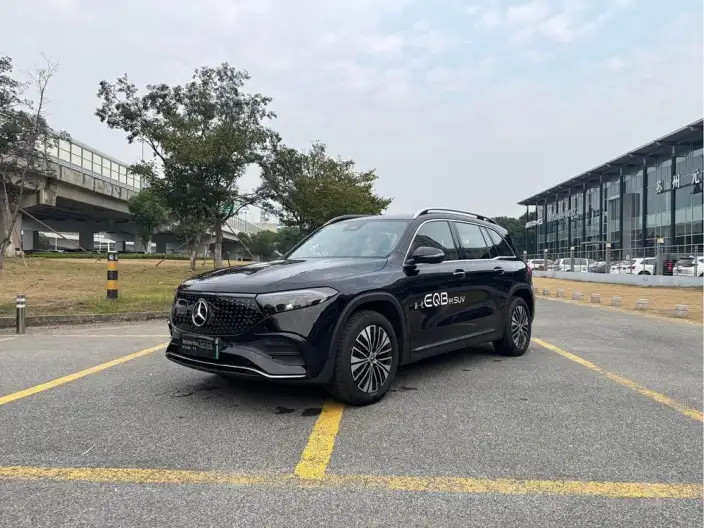Mercedes-Benz EQB 2025 Model EQB 260