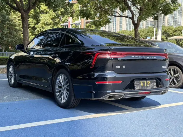 BESTUNE B70 2023 Model Third generation 1.5T Automatic Changxiang Edition Model – фото 4