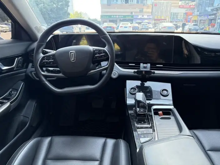 BESTUNE B70 2023 Model Third generation 1.5T Automatic Changxiang Edition Model – фото 8