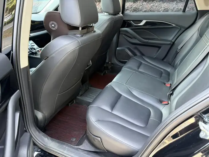 BESTUNE B70 2023 Model Third generation 1.5T Automatic Changxiang Edition Model – фото 10
