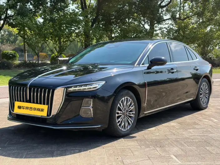 Hongqi H5 2023 Model 2.0T Automatic Flag Lead Edition