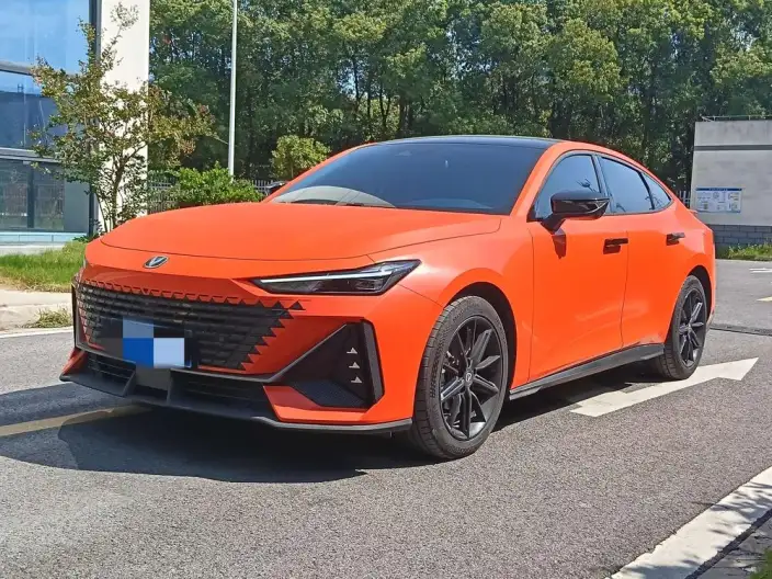 Changan UNI-V 2022 Model 1.5T Noble Model