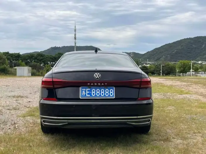 Volkswagen Passat 2022 Model 380TSI Deluxe Edition – фото 5