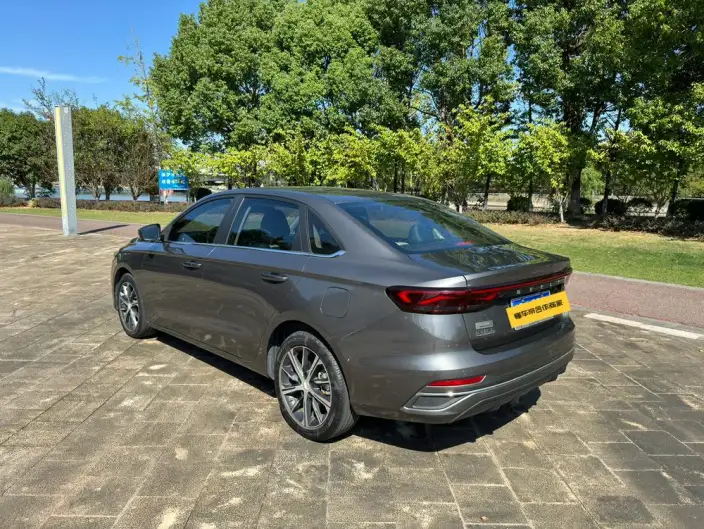 Geely Emgrand 2022 Model No. 4 Gen 1.5L CVT Flagship Model – фото 4