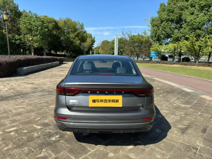 Geely Emgrand 2022 Model No. 4 Gen 1.5L CVT Flagship Model – фото 5