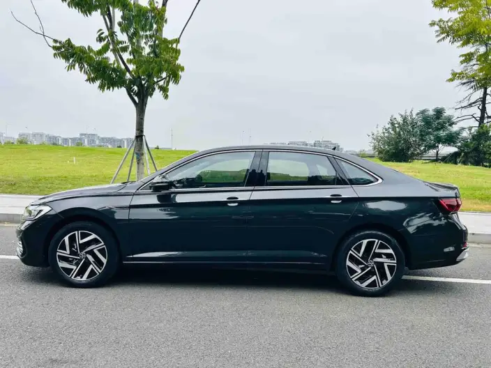 Volkswagen Sagitar 2024 Model 300TSI DSG Beyond Edition