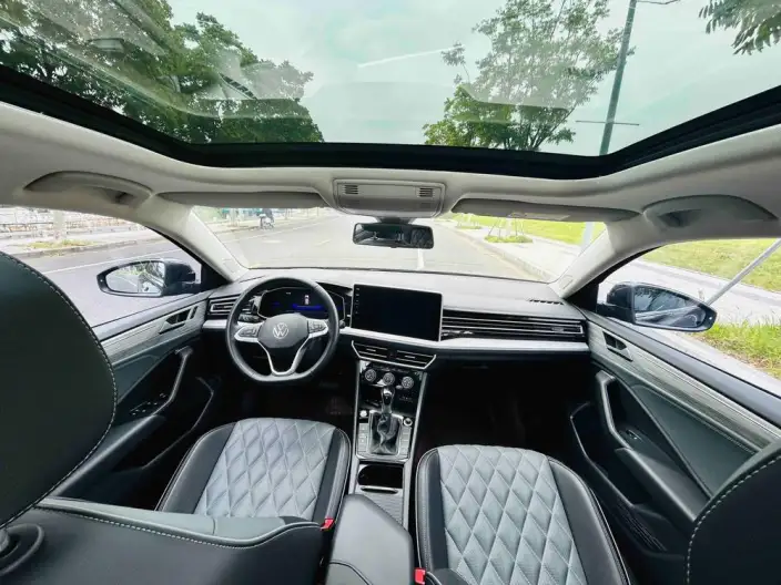 Volkswagen Sagitar 2024 Model 300TSI DSG Beyond Edition – фото 9