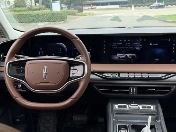 Lincoln Z 2024 Model 2.0T 2WD Zun Shang Hybrid version – фото 8