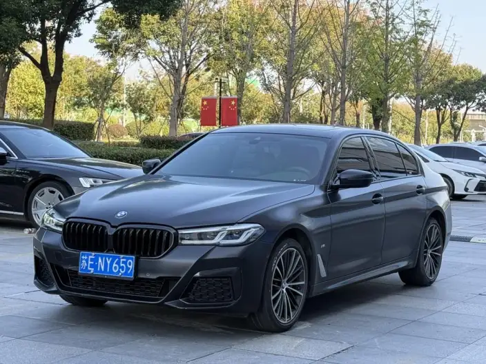 BMW 5 Series 2022 Model Facelift 530Li Leading Model M Sports Set