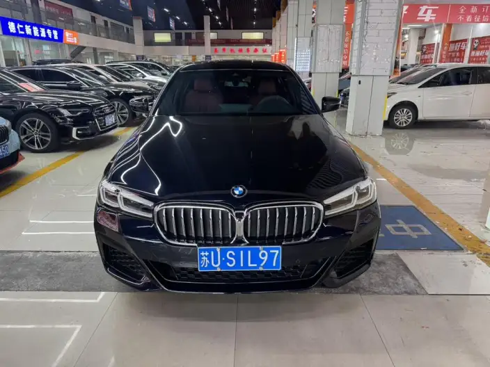 BMW 5 Series 2023 Model 530Li Leading Model M Sports Set