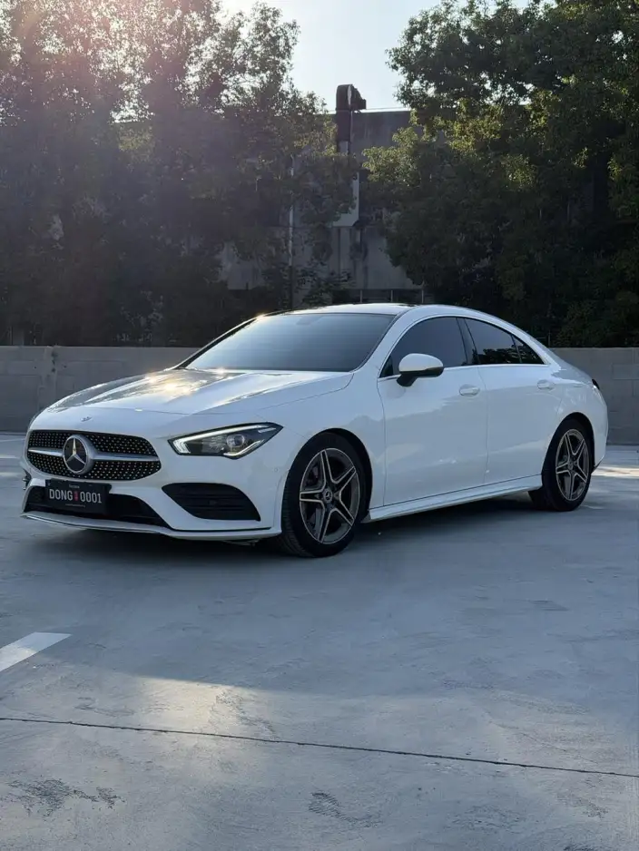 Mercedes-Benz CLA Imported 2022 Model CLA 200 Four-door Coupe