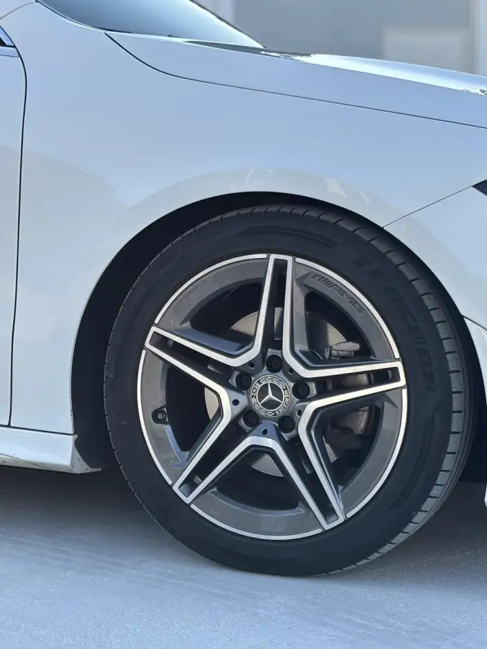 Mercedes-Benz CLA Imported 2022 Model CLA 200 Four-door Coupe