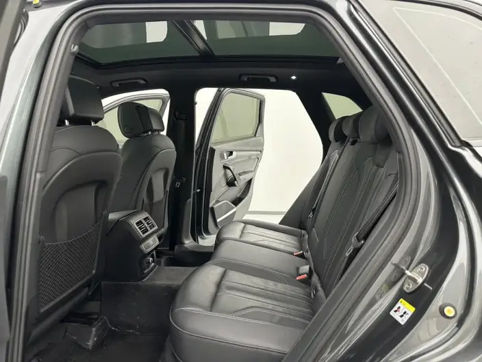 Audi Q5L 2023 Model 40T Snow Sports Edition – фото 10
