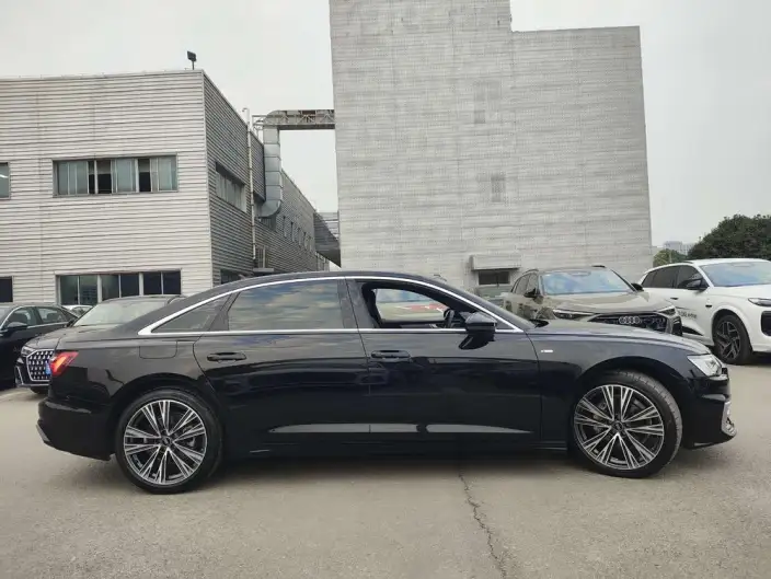Audi A6L 2024 Model 40 TFSI Luxury Dynamic Model – фото 7