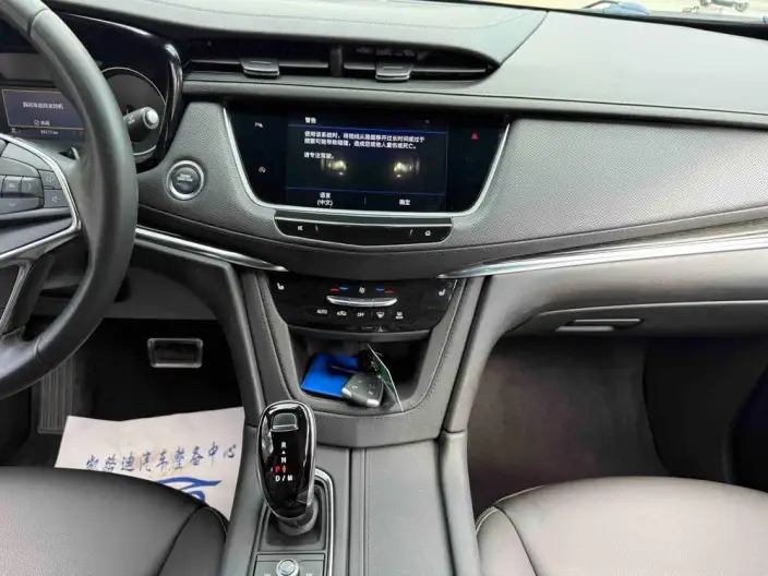 Cadillac XT5 2022 Model 2.0T 2WD Fashion Model – фото 8