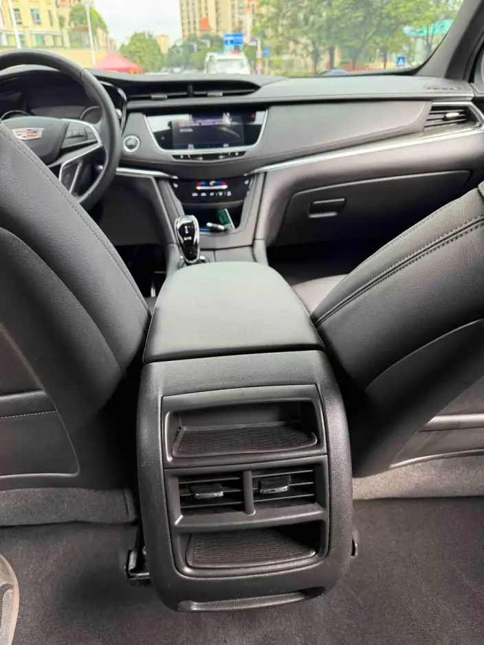 Cadillac XT5 2022 Model 2.0T 2WD Fashion Model – фото 9