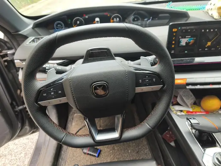 Changan UNI-V 2023 Model 1.5T Noble Model – фото 7