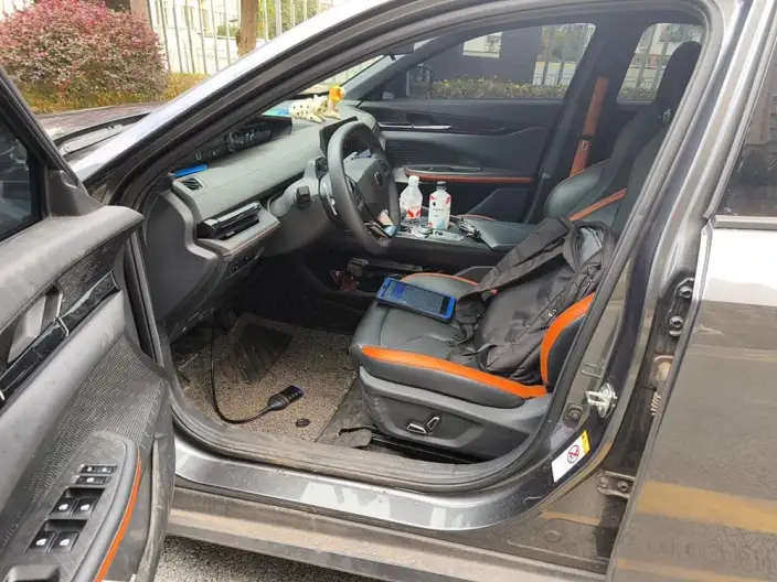 Changan UNI-V 2023 Model 1.5T Noble Model – фото 10