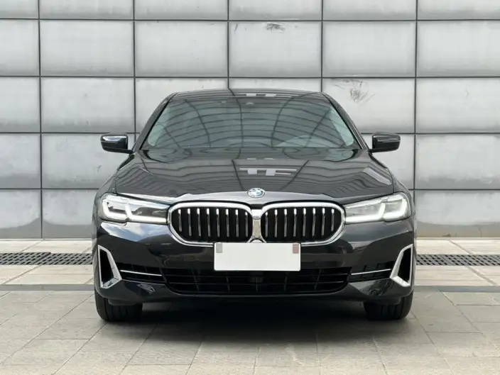 BMW 5 Series 2023 Model 530Li Leading Model Luxury Set