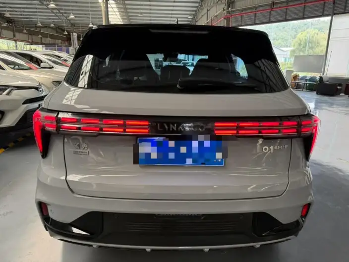 Lynk & Co 01 EM-P 2023 Model 1.5TD EM-P AM – фото 4