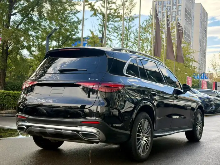Mercedes-Benz GLC 2024 Model GLC 300 L 4MATIC Dynamic Model 5 seat – фото 7