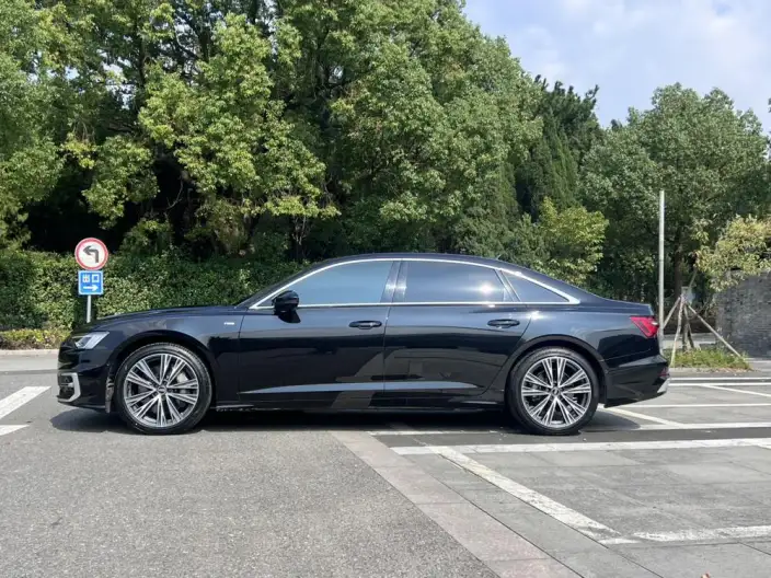 Audi A6L 2023 Model Facelift 55 TFSI quattro Exclusive Dynamic Model