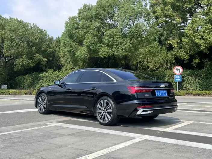Audi A6L 2023 Model Facelift 55 TFSI quattro Exclusive Dynamic Model – фото 5