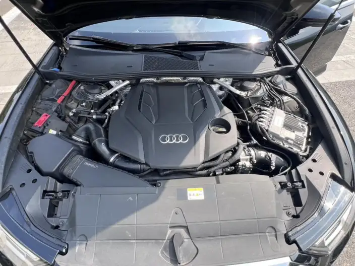 Audi A6L 2023 Model Facelift 55 TFSI quattro Exclusive Dynamic Model – фото 10